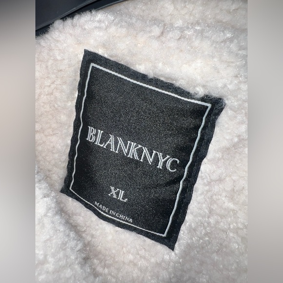 BLANK NYC Heavy Plaid Hoodie Flannel Sherpa Shacket - Picture 9 of 12